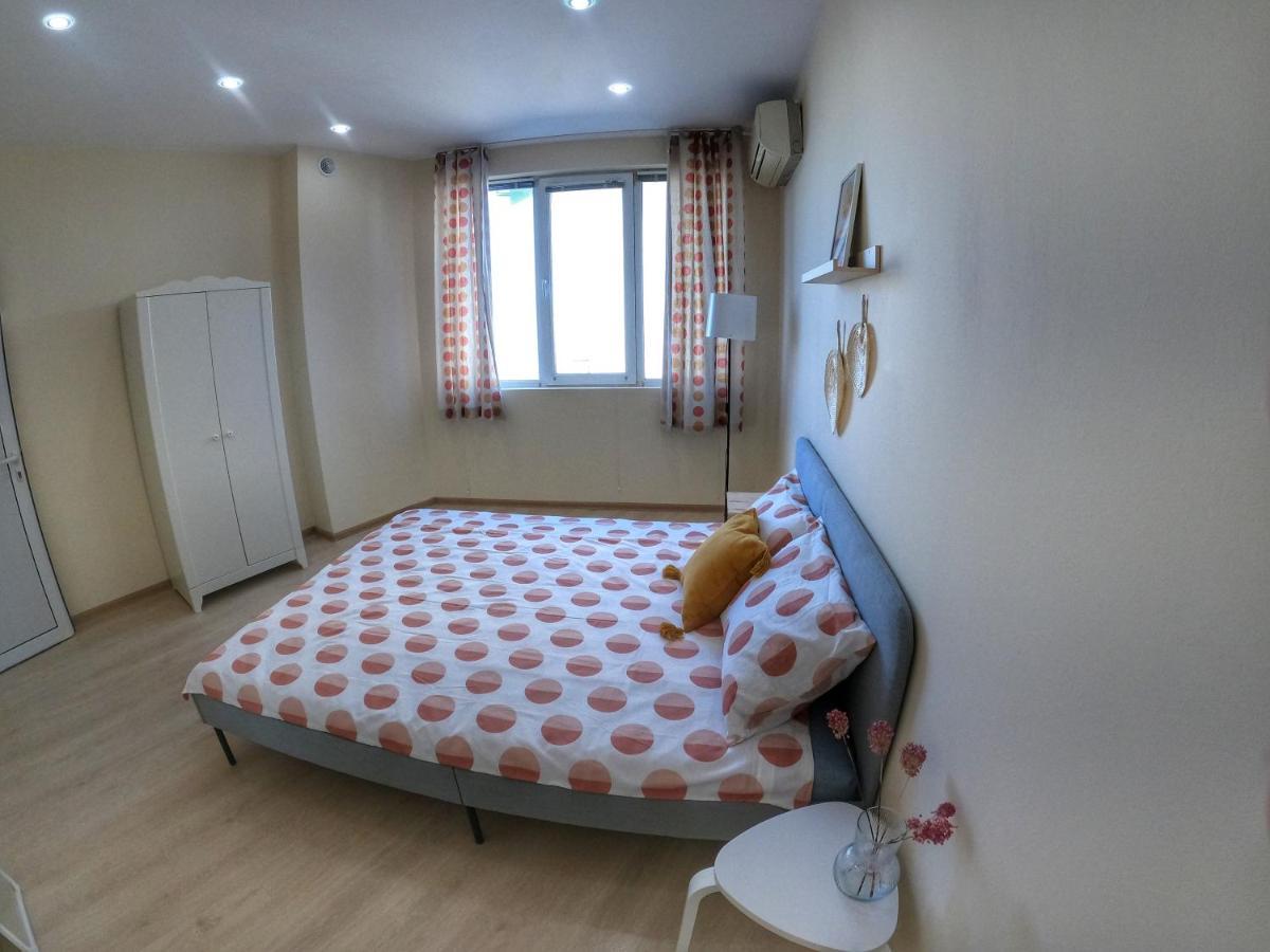By The Cathedral, 1 Bed Flat Apartment