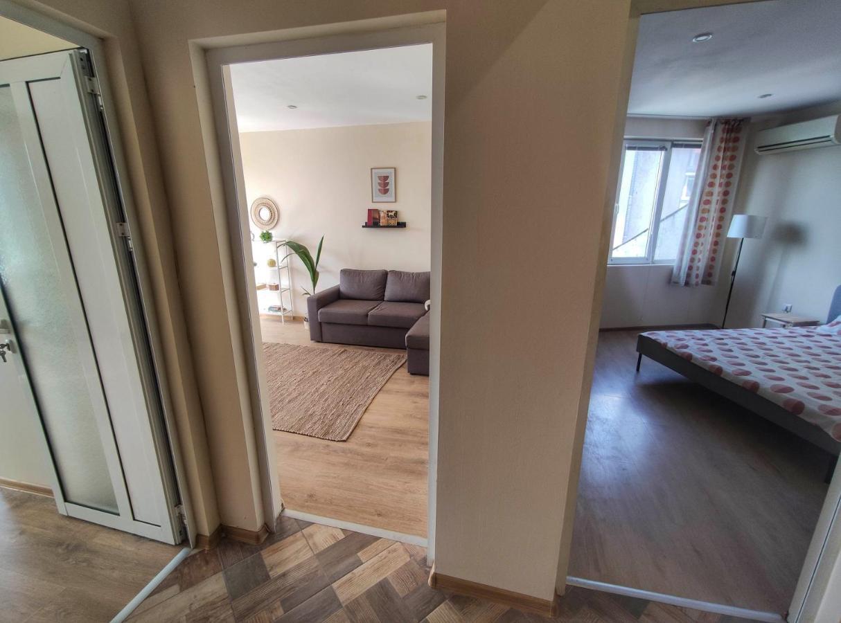By The Cathedral, 1 Bed Flat Varna